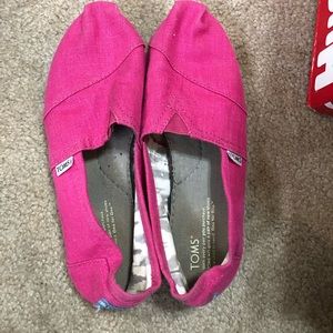 Hot pink Toms